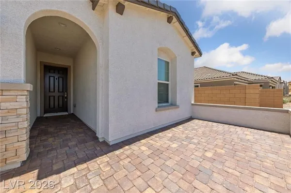 Property Slideshow image 2 of 42 | 80 cathedral wash pl, Henderson, NV, 89011