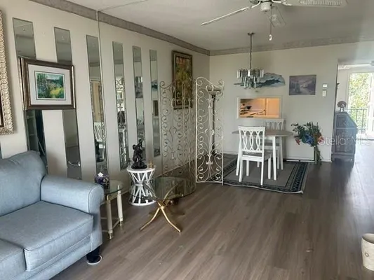 Property Slideshow image 2 of 5 | 7461 w country club dr 402, Sarasota, FL, 34243