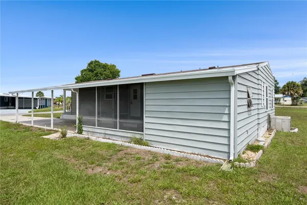 Property Slideshow image 3 of 37 | 5035 lodgewood dr, Lakeland, FL, 33810