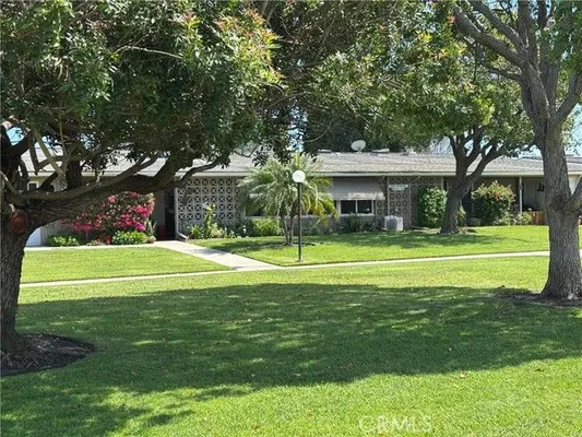 Property Slideshow image 2 of 22 | 13421 danbury 135h, Seal Beach, CA, 90740