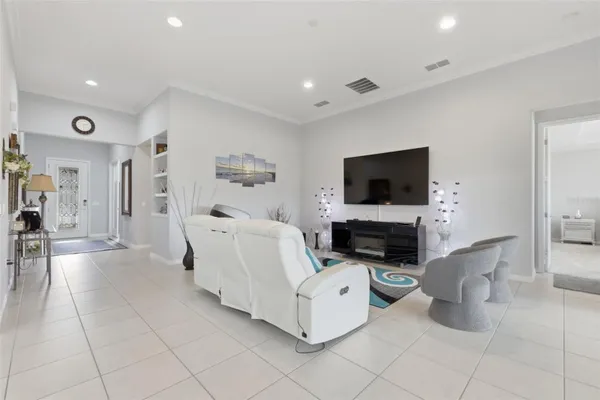 Property Slideshow image 3 of 37 | 454 colony orchard ct, Kissimmee, FL, 34759