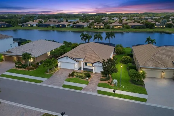 Property Slideshow image 2 of 54 | 8611 river preserve dr, Bradenton, FL, 34212