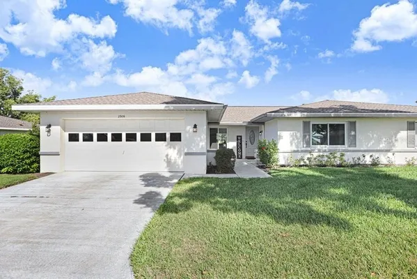 Property Slideshow image 2 of 49 | 2306 lancaster dr 2306, Sun City Center, FL, 33573