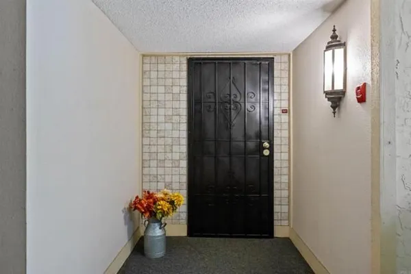 Property Slideshow image 3 of 44 | 17627 pomerado rd 137, San Diego, CA, 92128