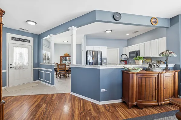 Property Slideshow image 3 of 29 | 13860 wilshire way, Huntley, IL, 60142