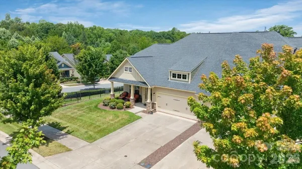 Property Slideshow image 3 of 37 | 103 canter ln, Mooresville, NC, 28115