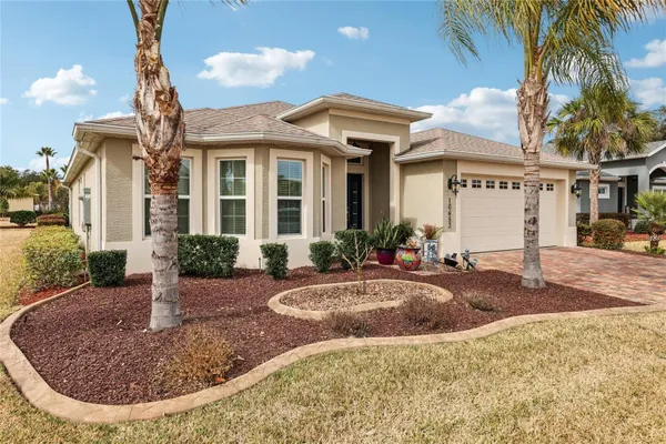 Property Slideshow image 2 of 33 | 10453 silver maple ave, Oxford, FL, 34484