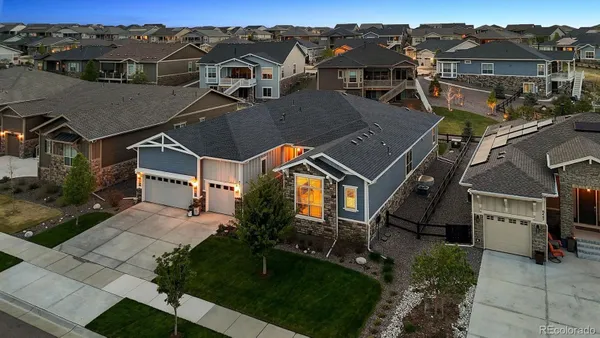 Property Slideshow image 2 of 43 | 8457 s shawnee ct, Aurora, CO, 80016