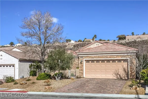 Property Slideshow image 3 of 49 | 2338 jada dr, Henderson, NV, 89044