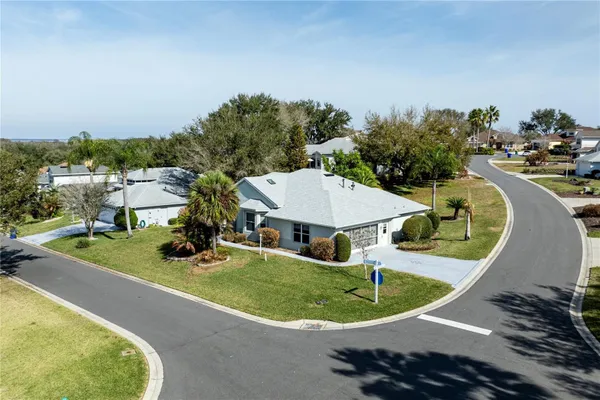 Property Slideshow image 2 of 48 | 5732 freeport dr, Tavares, FL, 32778