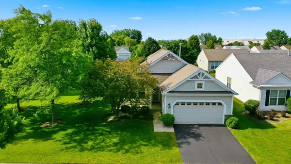 Property Slideshow image 3 of 33 | 12245 songbird ln, Huntley, IL, 60142