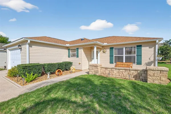 Property Slideshow image 2 of 39 | 2677 english ivy cir, The Villages, FL, 32162