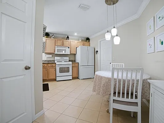 Property Slideshow image 3 of 33 | 7595 se 170th longview ln, The Villages, FL, 32162