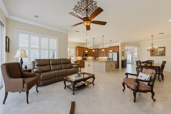 Property Slideshow image 3 of 82 | 4947 sandy brook cir, Wimauma, FL, 33598