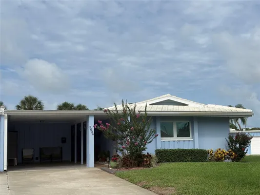 Property Slideshow image 2 of 26 | 3636 village green dr 304, Sarasota, FL, 34239