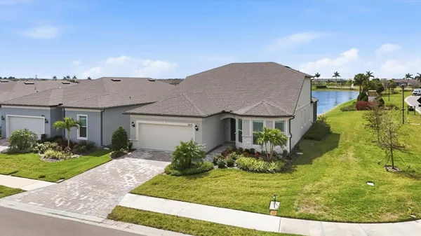 Property Slideshow image 3 of 67 | 10619 sea pines pl, Parrish, FL, 34219