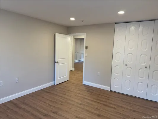 Property Slideshow image 2 of 8 | 404 woodbridge rd b, Brookhaven, NY, 11961