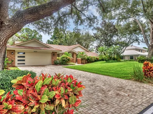 Property Slideshow image 2 of 46 | 1612 pine harrier cir, Sarasota, FL, 34231