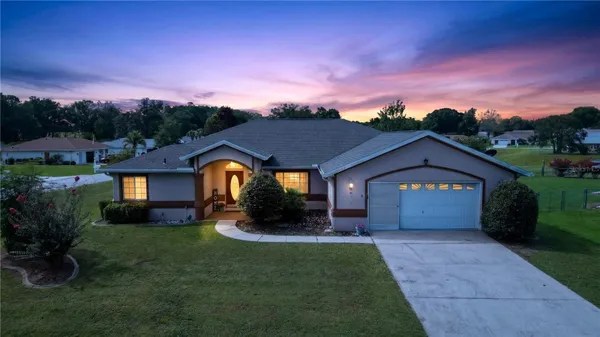 Property Slideshow image 2 of 76 | 10121 sw 61st terrace rd, Ocala, FL, 34476