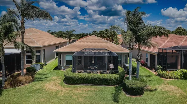 Property Slideshow image 2 of 100 | 4918 sandy brook cir, Wimauma, FL, 33598