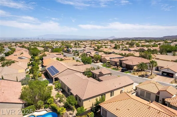 Property Slideshow image 3 of 40 | 2373 ozark plateau dr, Henderson, NV, 89044