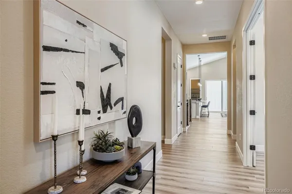 Property Slideshow image 2 of 36 | 2011 grayside cir, Castle Rock, CO, 80109