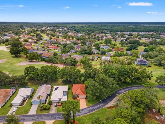 Property Slideshow image 2 of 47 | 9419 new orleans dr, Weeki Wachee, FL, 34613