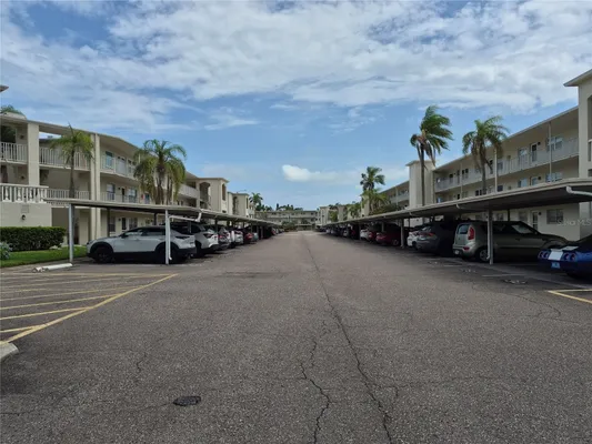 Property Slideshow image 3 of 29 | 970 virginia st 103, Dunedin, FL, 34698