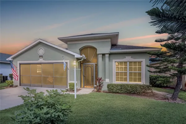 Property Slideshow image 2 of 39 | 27114 greenfly orchid ln, Leesburg, FL, 34748