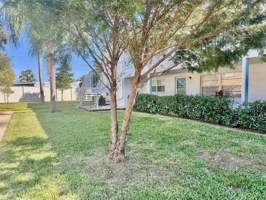 Property Slideshow image 3 of 17 | 5217 81st st n apt 3, St Petersburg, FL, 33709