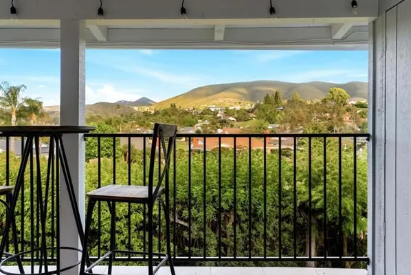 Property Slideshow image 3 of 37 | 1866 fairway cir, San Marcos, CA, 92078