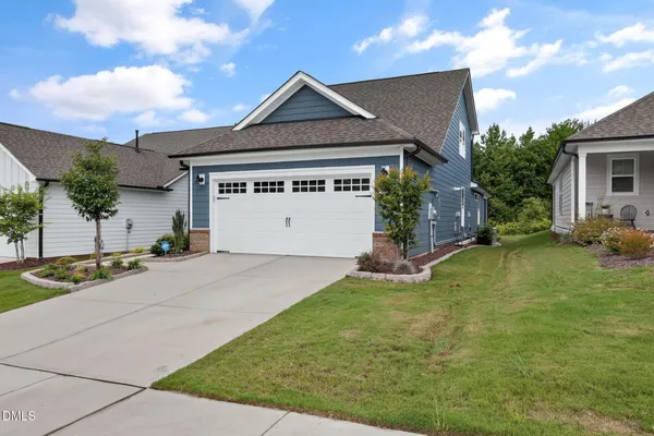 Property Slideshow image 3 of 58 | 86 shadowbrook trl, Clayton, NC, 27520