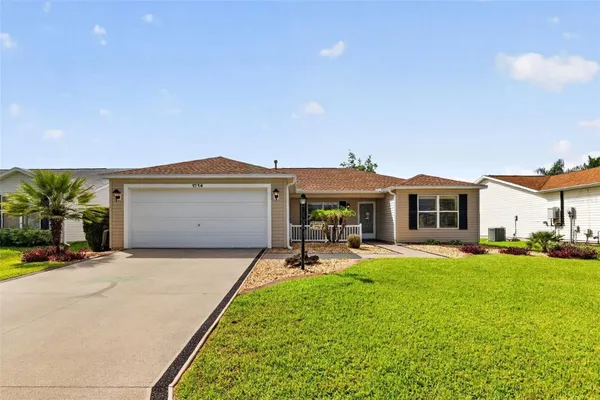Property Slideshow image 2 of 31 | 1716 lakewood dr, The Villages, FL, 32162