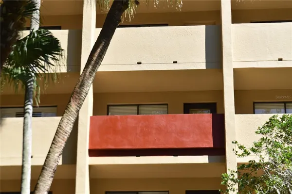 Property Slideshow image 3 of 59 | 3062 eastland blvd # d206, Clearwater, FL, 33761