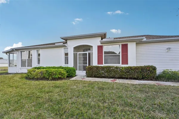 Property Slideshow image 3 of 62 | 1221 radison ave 47, Sun City Center, FL, 33573