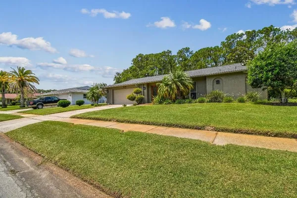 Property Slideshow image 2 of 60 | 916 mainsail way, Palm Harbor, FL, 34685