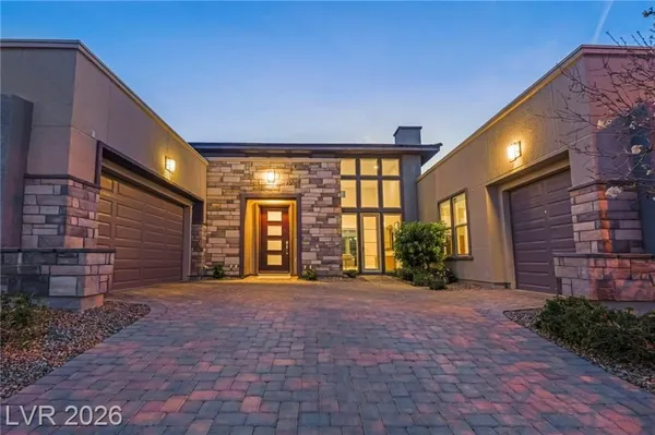 Property Slideshow image 2 of 93 | 6675 desert crimson st, Las Vegas, NV, 89148