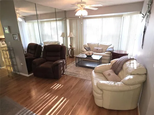 Property Slideshow image 3 of 27 | 6764 pearleaf ct, Spring Hill, FL, 34606