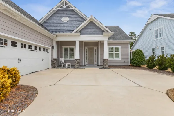 Property Slideshow image 2 of 49 | 2814 pine bloom way, Leland, NC, 28451