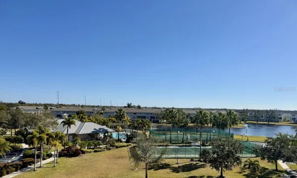 Property Slideshow image 2 of 12 | 7194 key haven rd 504, Seminole, FL, 33777