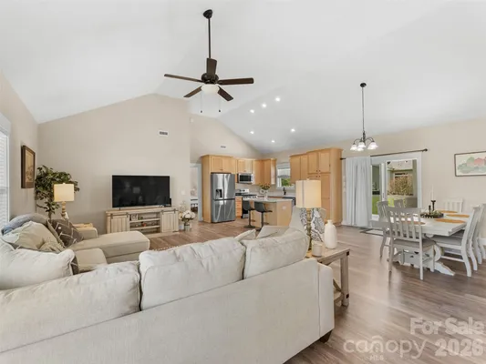 Property Slideshow image 3 of 31 | 432 sassafras dr, Hendersonville, NC, 28739