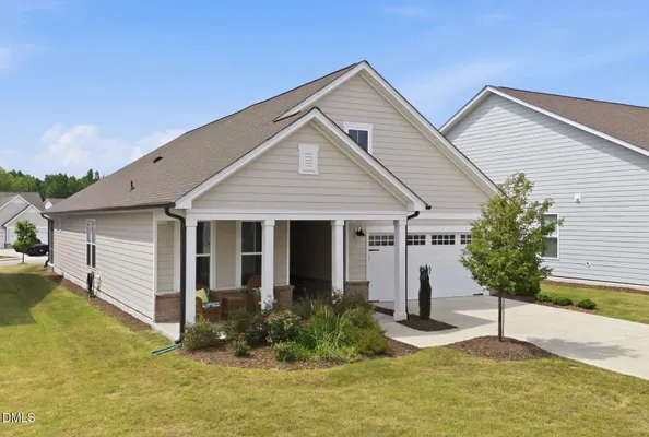 Property Slideshow image 2 of 54 | 1618 plover cir, Fuquay Varina, NC, 27526