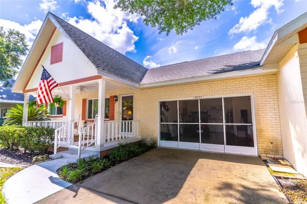 Property Slideshow image 2 of 46 | 8872 sw 92nd pl f, Ocala, FL, 34481