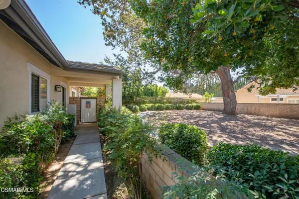 Property Slideshow image 3 of 44 | 2040 freesia ave, Simi Valley, CA, 93063