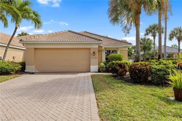 Property Slideshow image 2 of 50 | 10097 colonial country club blvd, Fort Myers, FL, 33913
