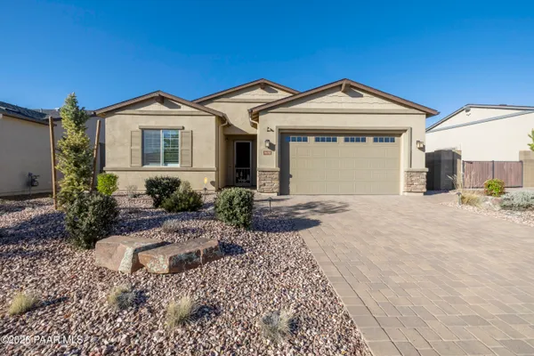 Property Slideshow image 3 of 39 | 8650 n wandering creek rd, Prescott Valley, AZ, 86315