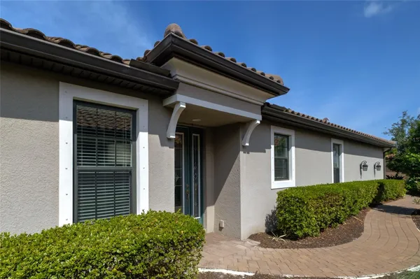 Property Slideshow image 2 of 46 | 5301 bartolomeo st, Sarasota, FL, 34238