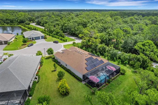 Property Slideshow image 3 of 89 | 617 mistiflower cir, Nokomis, FL, 34275