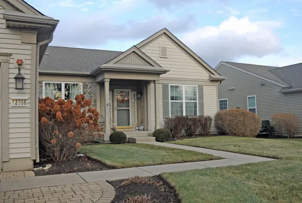 Property Slideshow image 2 of 14 | 12856 tahoe dr, Huntley, IL, 60142
