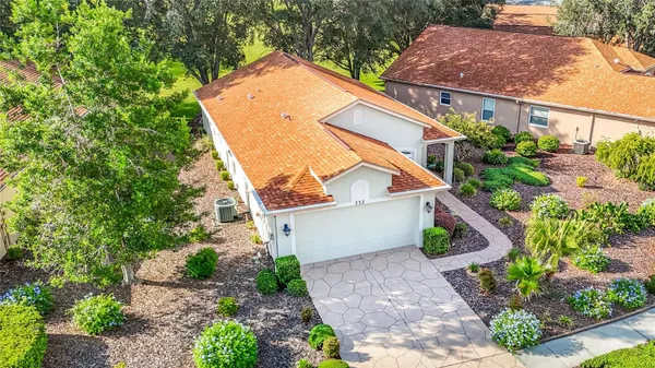 Property Slideshow image 2 of 50 | 232 center oak cir, Spring Hill, FL, 34609